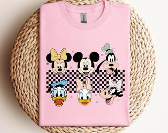 Comfort Colors® Mickey & Co Shirt, Disneyland T-Shirt, Disneyworld-Shirt, Disney-Shirt, Mickey und Friends-Shirt, Daisy und Donald-Shirt