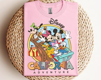 Camiseta Disney Mickey y sus amigos: Aventura en California, Mickey y sus amigos, regalo de cumpleaños, viaje familiar a Disney, Magic Kingdom