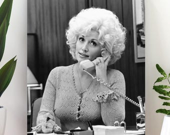 Dolly Parton 9 to 5 Print, Black and White Vintage Movie Portrait (Digital Download)
