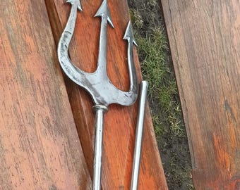 Geschmiedeter Stahl Dreizack: Brutal Metal Cosplay Prop, Wohnkultur