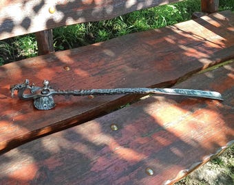 Calçadeira de dragão em aço forjado à mão - Arte do ferreiro - 27,5"