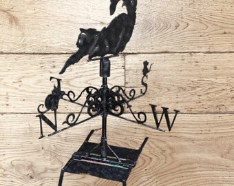 Forged Cat and Mice Weather Vane: Whimsical Roof Decor