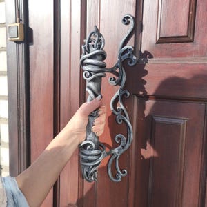 "Handgeschmiedeter ""Natural Vine"" Türgriff - Schmiedeeisen gewundener Zweig."