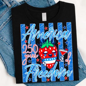 Pode incluir: Um conjunto de três canecas de cerâmica com acabamento fosco e salpicado. As canecas são em tons de creme, cinza claro e cinza escuro. Cada caneca tem um design simples e minimalista, perfeito para café ou chá.