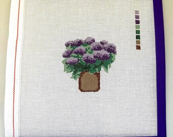 Cesta de hortensias, lienzo bordado a mano