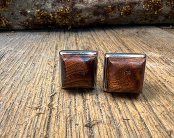 French Cufflinks:quilted Old Growth Koa, 14/17 mm, square