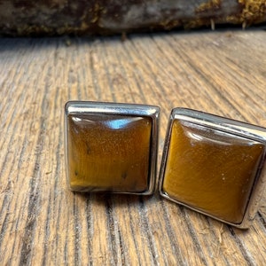 French Cufflinks:AAAA Gallery grade  Tiger's Eye Quartz, 14/17 mm, square