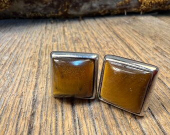 French Cufflinks:AAAA Gallery grade  Tiger's Eye Quartz, 14/17 mm, square