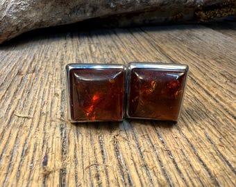 French Cufflinks: Baltic Amber, 14/17 mm, square