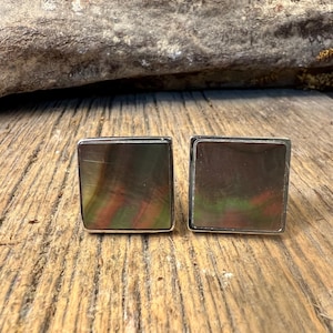French Cufflinks: Black Mother of pearl 16/18 mm square