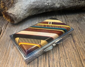 Wood/ Wooden Pill box/ Keepsake container, Kunterbunt: Multiple natural and colored woods, 6 partitions, 2 partitions, 1 compartment