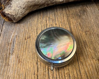 Pill box/ make up container: AAAAA Gallery grade Black mother of Pearl