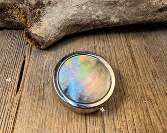 Pill box/ make up container: AAAAA Gallery grade Black mother of Pearl