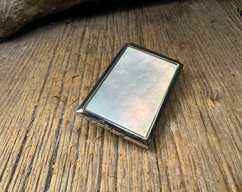 Money clip: AAAAA Gallery grade white Mother of pearl