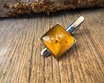 Tie Clip: AAAAA Gallery grade Baltic Amber, 20 mm, square