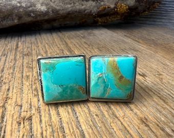 French Cufflink:AAAAA Gallery grade Arizona Turquoise, 16/18 mm