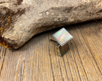 French Cufflinks: Black Mother of pearl 16/18 mm square