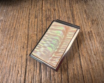 Money clip: AAAAA Gallery Grade White mexican Abalone ( curly cut)