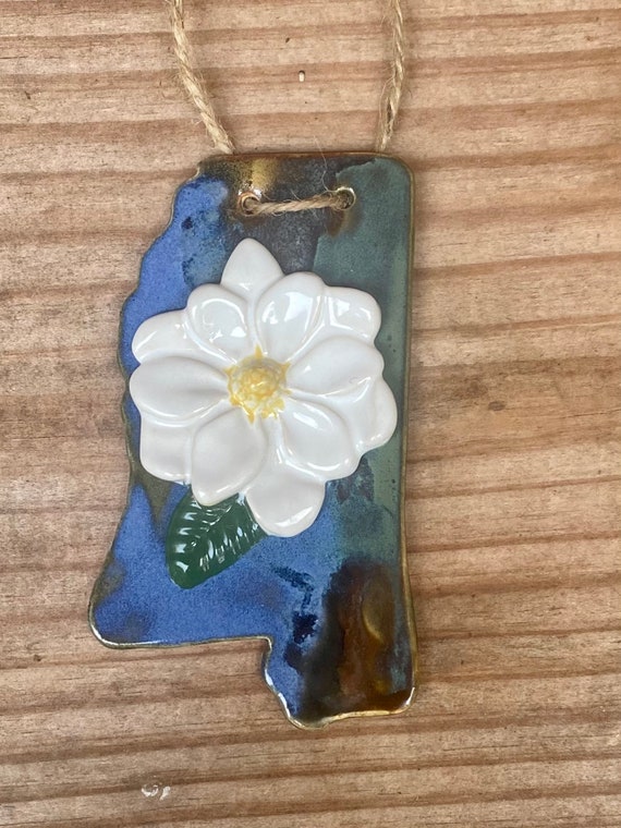 Mississippi Magnolia Pottery Ornament