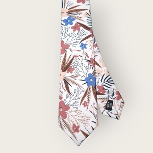 Weißes Blatt Floral Slim Krawatte