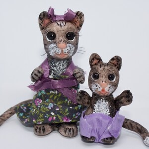 Mommy Cat and Baby Kitten Polymer Clay Set, Cake Topper, Miniature Animal Figurines, Handmade Figures for Doll House, Unique Original Art