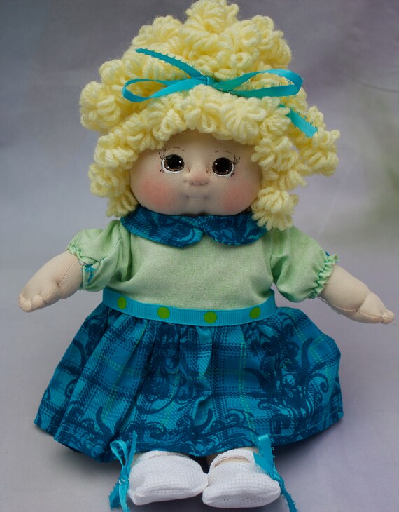 cabbage patch curly hair