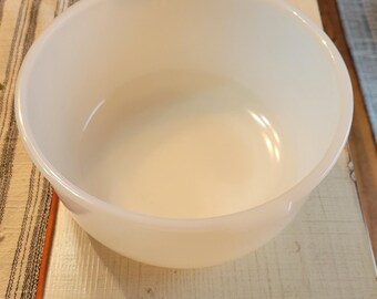 Vintage Sunbeam milk glass mixing bowl