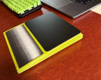 左利きと右利きの両方に対応した Apple Magic Trackpad 2 人間工学に