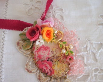 romantic necklace collier médaillon romantique fait main