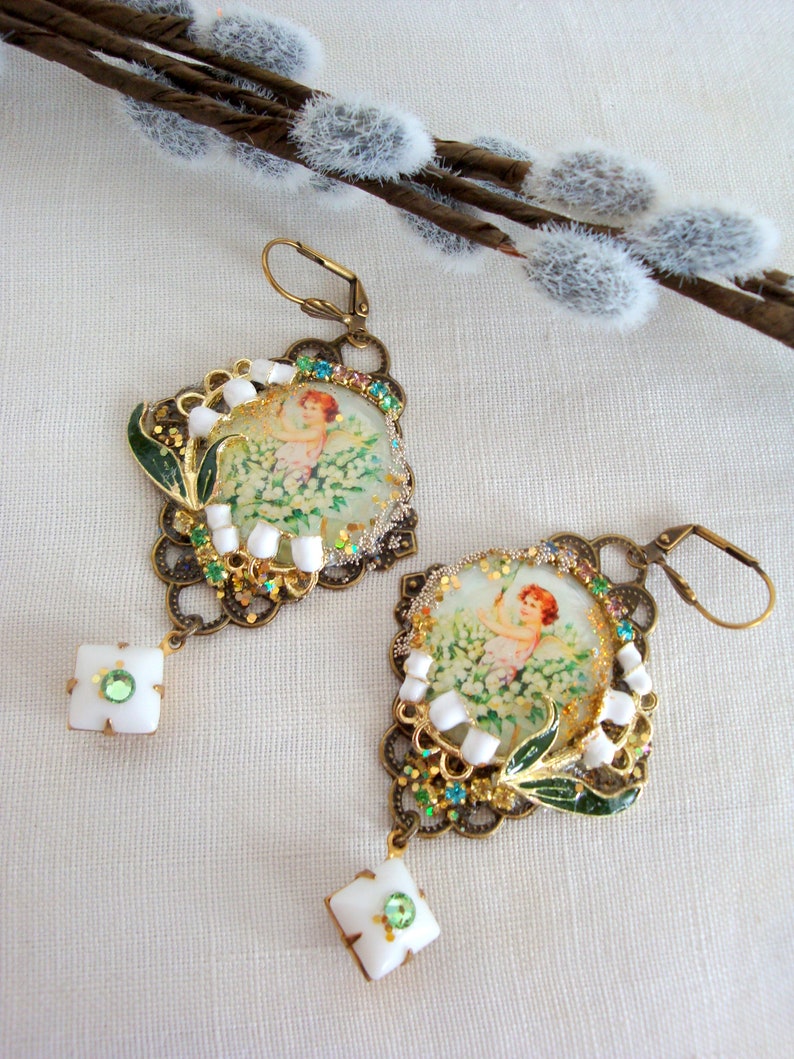 lily of the valley angel earrings boucles d'oreilles ange dans le muguet fait main image 6