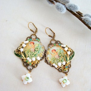 lily of the valley angel earrings boucles d'oreilles ange dans le muguet fait main image 3