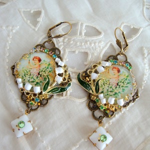 lily of the valley angel earrings boucles d'oreilles ange dans le muguet fait main image 1