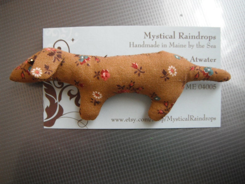 Dachshund Brooch / Handmade Jewelry / Jewelry / Dog Lover Gifts / Pet Owner Gifts / Dachshund gifts image 4