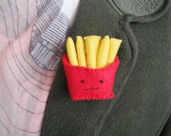 French Fries / Brooch or Zipper Charm / Handmade Jewelry / Felt Brooch / Fashion Pin / Whimsical