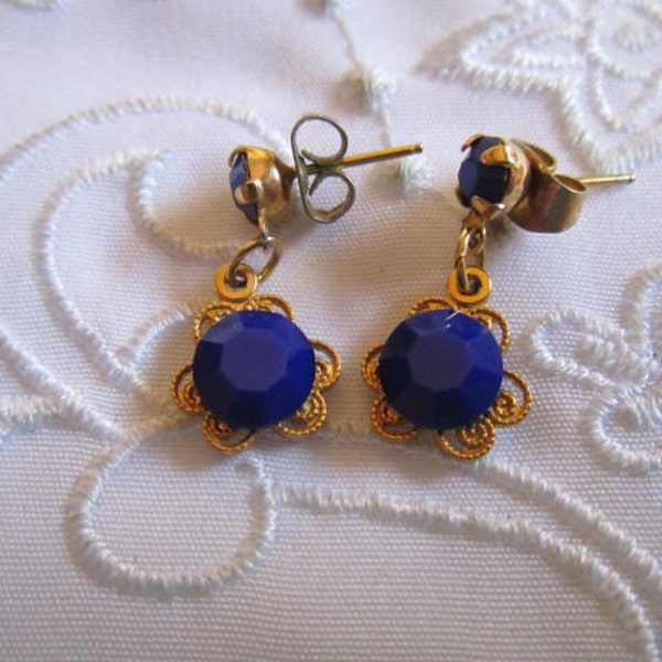 Vintage Gold Tone Drop Style Pierced Earrings with Navy Blue Glass Accents