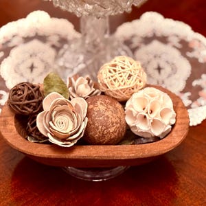 Bloemstuk solahout: handgesneden deegkom, aardetinten, 9 inch