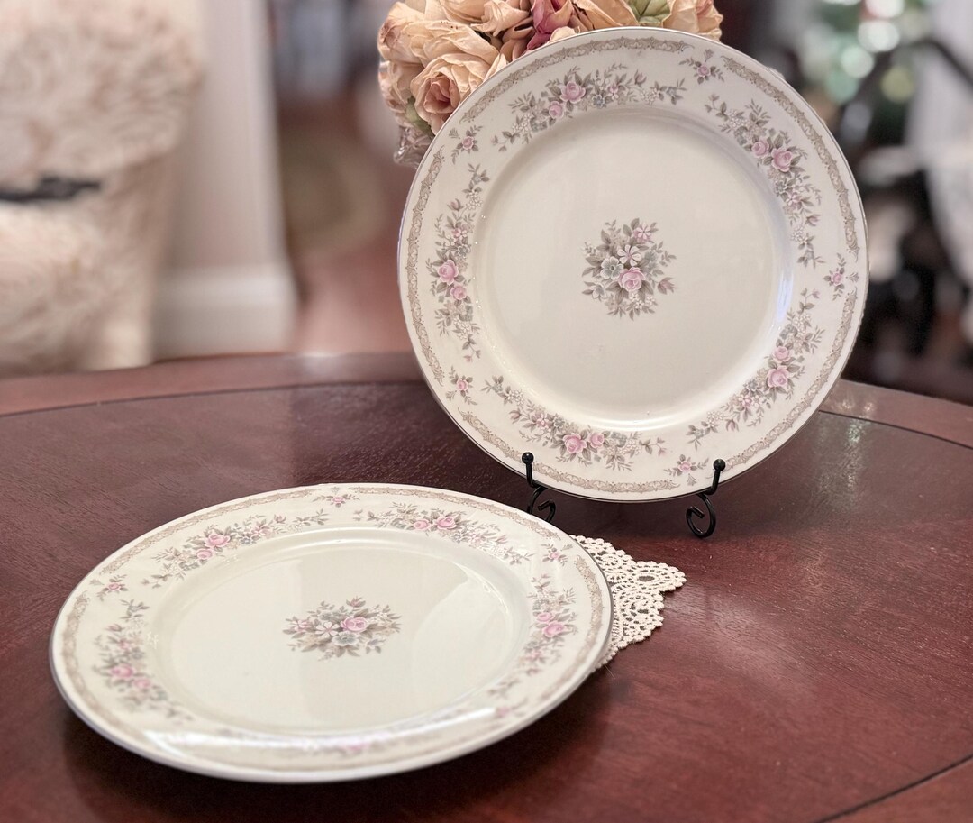 Elizabeth R Plate Vintage Celebrity, Elizabeth, 2345, Ivory Glazed, Dinner Plates, 10 ...