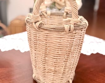 Vintage Wicker Basket with Double Handles, Oblong, Fabirc Liner, Brown,  7.5x7.6  inch