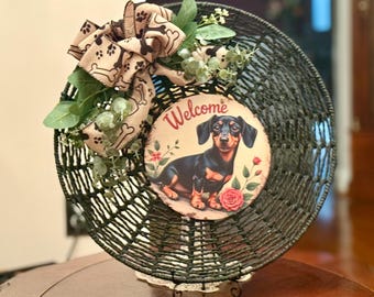 Handcrafted Dachshund Welcome Wall Decor-Wreath, 18 inch, Metal Base, Black,  Dog Lover Gift