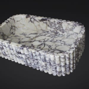 Marmor Waschbecken, Calacatta Viola Marmor Waschbecken, Badezimmer Eitelkeit, Marmor Gefäß Waschbecken, Kundenspezifisches Marmor gerilltes Waschbecken für Luxusdekor, geschnitztes Steinwaschbecken.