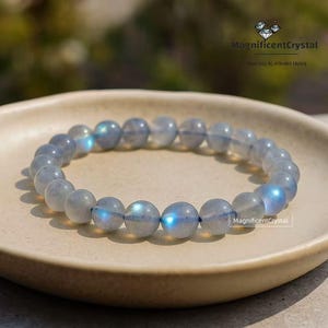 Pulsera de piedra lunar Intuition & Calm, joyería espiritual para hombres y mujeres, regalo para el chakra del corazón. Incluye bolsa de regalo.