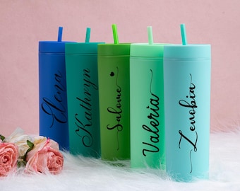 Gepersonaliseerde aangepaste beker, gepersonaliseerde beker met deksel en rietje, beker voor bruidsmeisje, vrijgezellenfeestcadeaus, bruidsmeisjesvoorstel