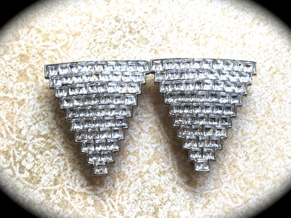 Vintage Pair of Rhinestone Dress Clips- Vintage B… - image 1