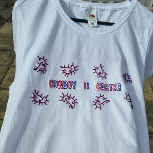 カウボーイ カーター ツアー パーソナライズ 刺繍入り ホワイト T シャツ