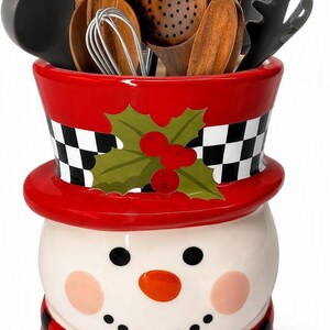 Soporte de cerámica para utensilios con forma de muñeco de nieve, decoración navideña para la cocina, recipiente de almacenamiento para encimera con forma de muñeco de nieve 3D con diseño a cuadros, contenedor decorativo navideño para utensilios de cocina.