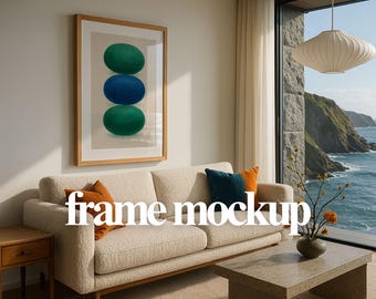 Mockup kunst aan de muur woonkamer kust – ingelijste print PSD