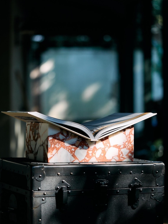 Elegant Calacatta Viola Rosso Marble Bookstand - Perfect Gift for Book Lovers, Book Holder, Bookend - the Stone’s Whisper, Recipe Book Stand