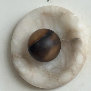 Marlowe Alora Alabaster 20, Handmade Alabaster Sconce with Alabaster Globe, Modern Stone Lamp image 11
