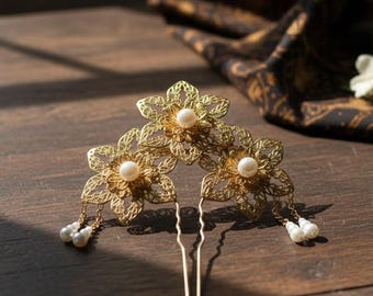Moderne javanische Blumen-Haarnadel, elegante Goldblumen-Haarknoten-Nadel für traditionelle Hochzeit & Zeremonien