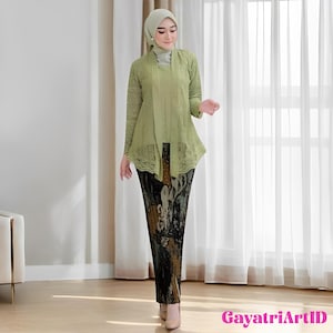 Elegant Casual New Lace Kutu Kebaya Set, Kebaya Dress, Kebaya Modern, Kebaya Encim, Kebaya Set